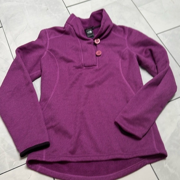 The North Face Sweaters - North Face Fleece Pullover M